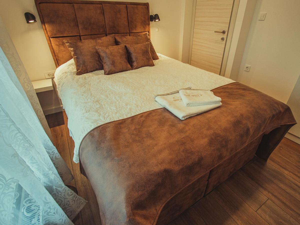 Apartmani Infinity Όσιγιεκ Εξωτερικό φωτογραφία