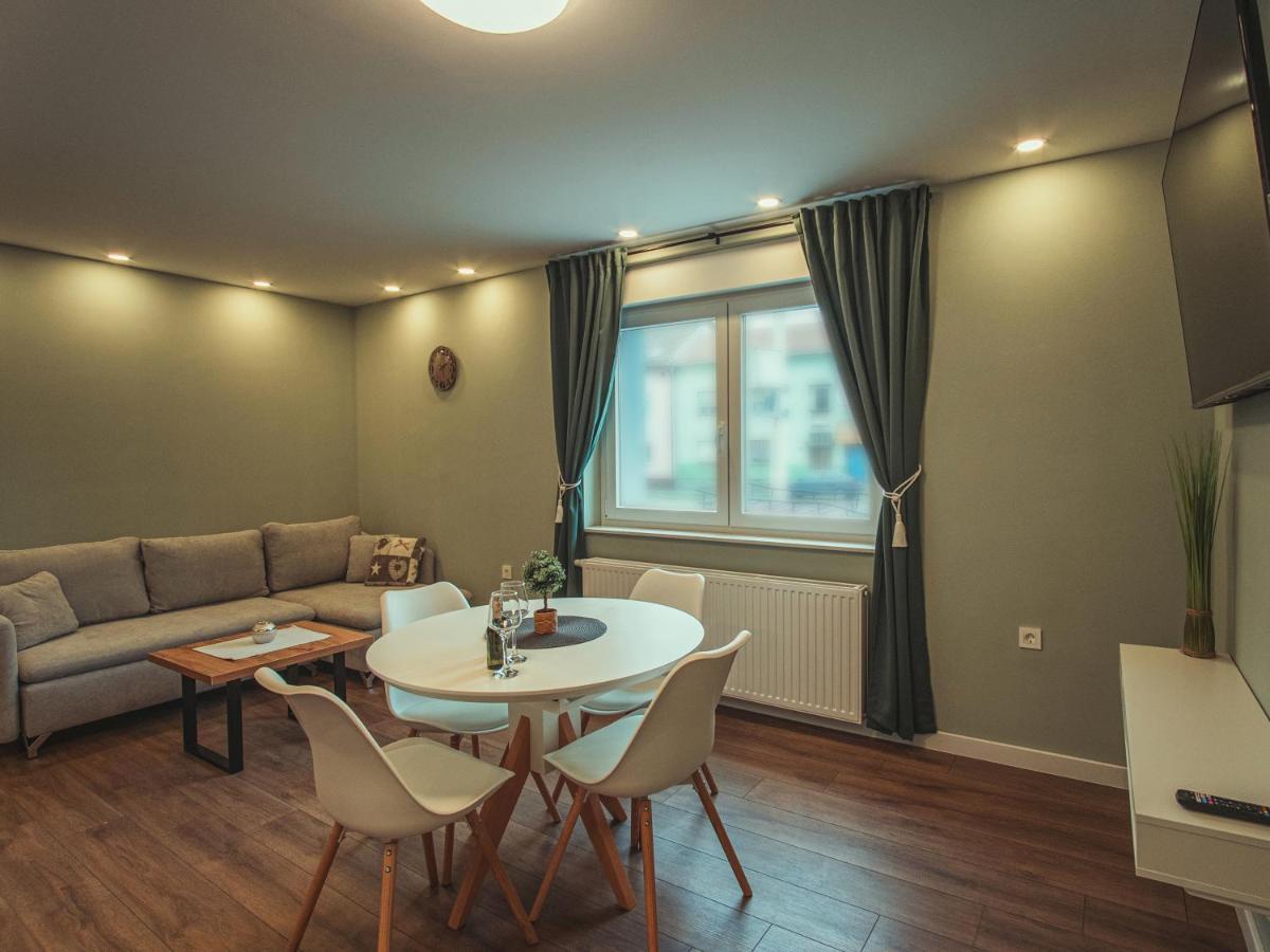Apartmani Infinity Όσιγιεκ Εξωτερικό φωτογραφία