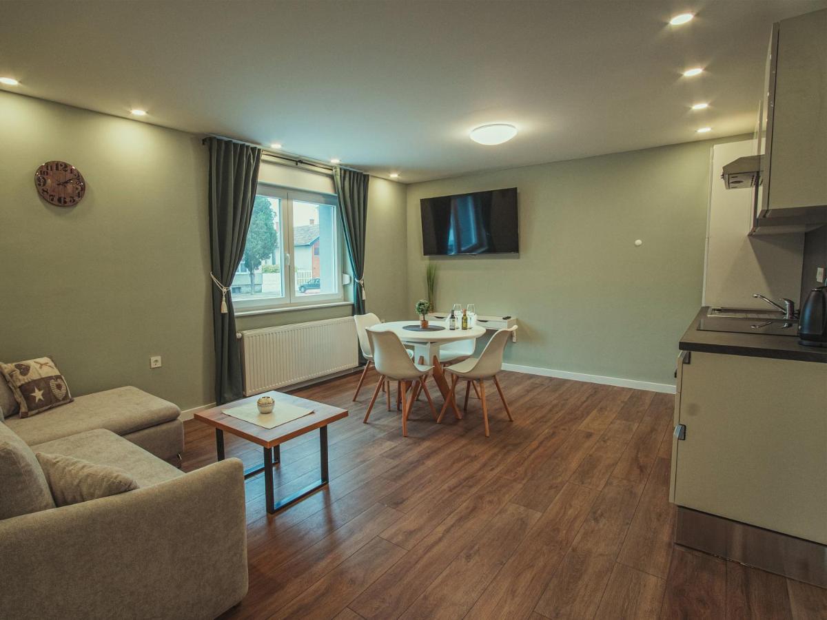 Apartmani Infinity Όσιγιεκ Εξωτερικό φωτογραφία